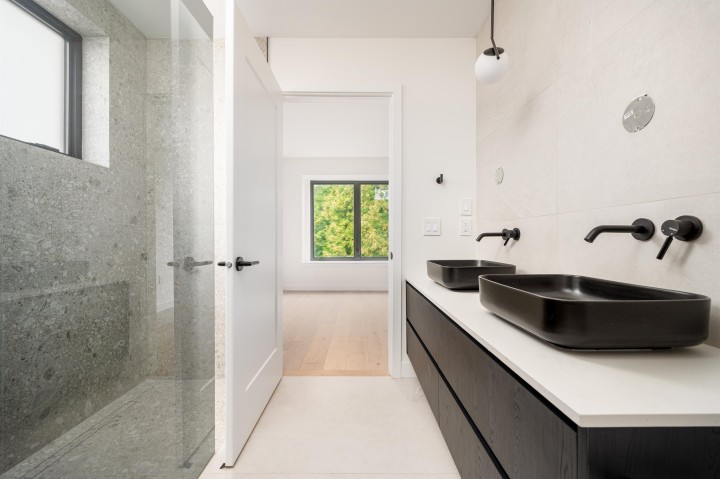 Photo 9 at 8088 Laurel Street, Marpole, Vancouver West