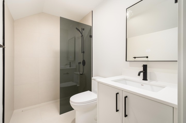 Photo 18 at 8088 Laurel Street, Marpole, Vancouver West