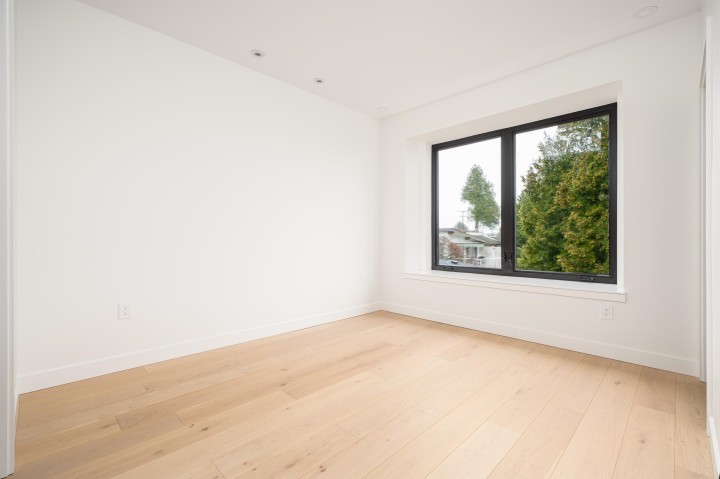 Photo 8 at 8088 Laurel Street, Marpole, Vancouver West