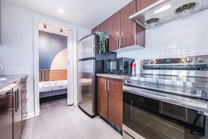 Photo 8 at 607 - 618 Abbott Street, Downtown VW, Vancouver West