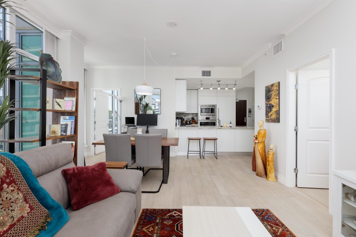 Photo 5 at 708 - 185 Victory Ship Way, Lower Lonsdale, North Vancouver