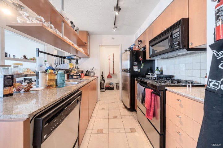 Photo 12 at 1701 - 1495 Richards Street, Yaletown, Vancouver West