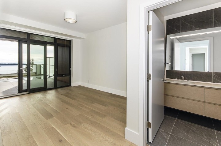 Photo 7 at 307 - 3101 Burfield Place, Cypress Park Estates, West Vancouver