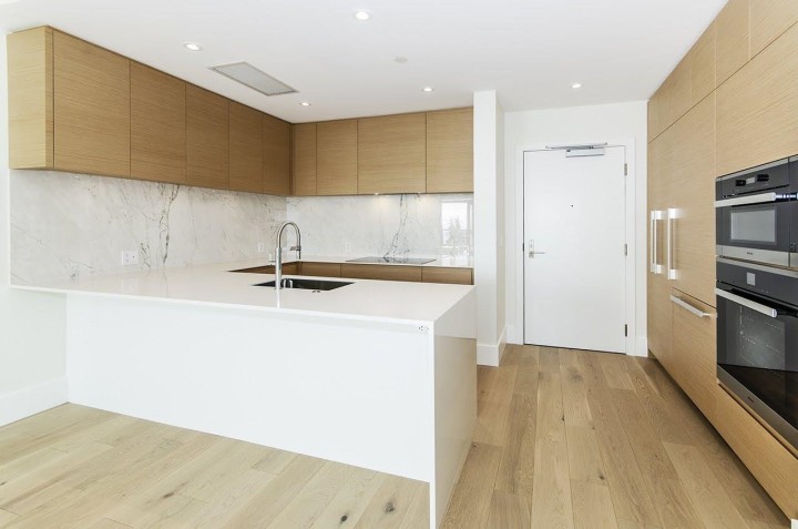 Photo 3 at 307 - 3101 Burfield Place, Cypress Park Estates, West Vancouver