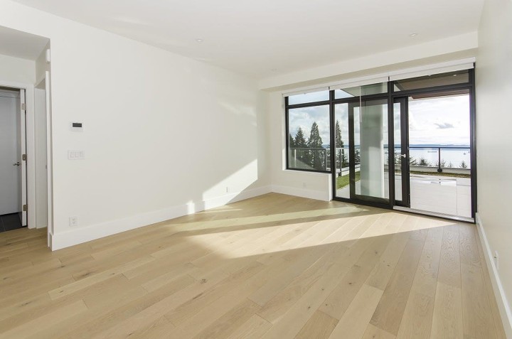 Photo 5 at 307 - 3101 Burfield Place, Cypress Park Estates, West Vancouver