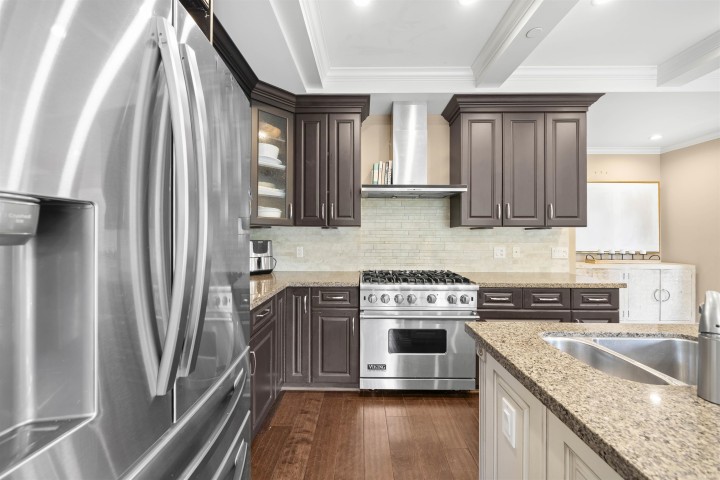 Photo 10 at 2575 W 7th Avenue, Kitsilano, Vancouver West