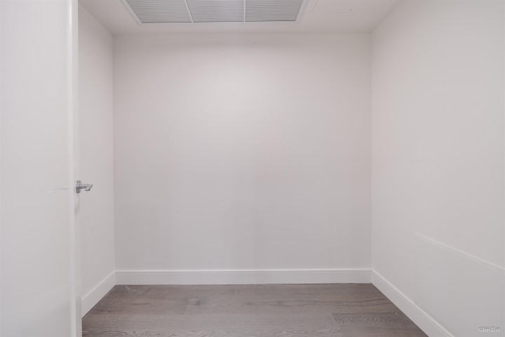 Photo 6 at 305 - 488 W 58th Avenue, South Cambie, Vancouver West