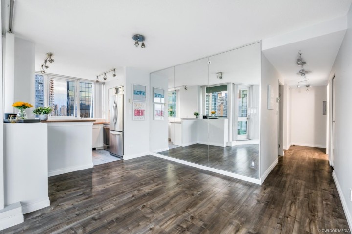 Photo 5 at 1806 - 588 Broughton Street, Coal Harbour, Vancouver West