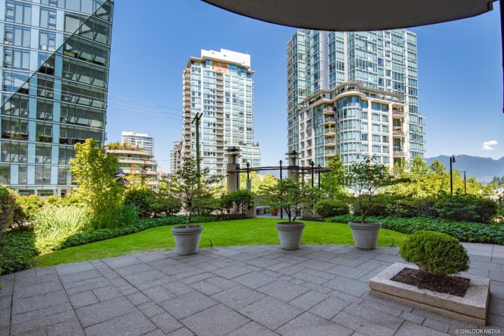 Photo 29 at 1806 - 588 Broughton Street, Coal Harbour, Vancouver West