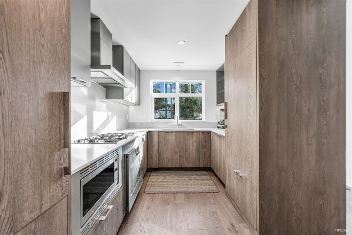 Photo 13 at 4 - 1960 Glenaire Drive, Pemberton NV, North Vancouver