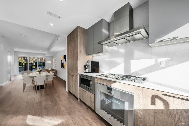 Photo 10 at 4 - 1960 Glenaire Drive, Pemberton NV, North Vancouver