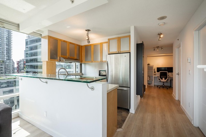 Photo 8 at 1202 - 1003 Burnaby Street, West End VW, Vancouver West