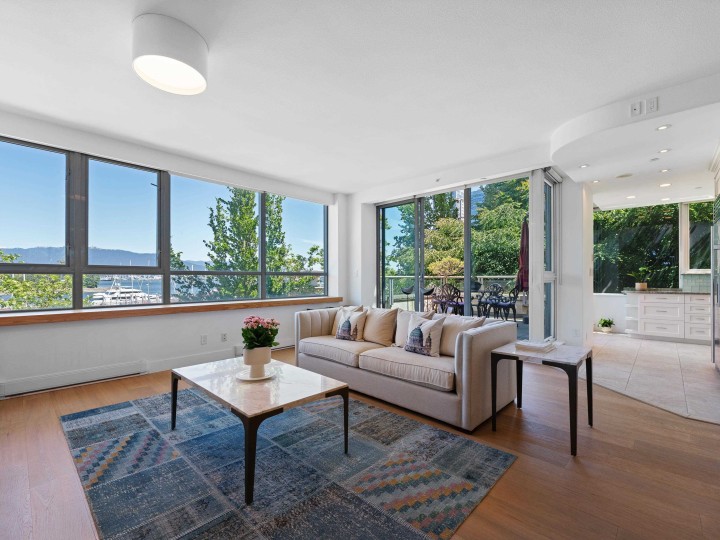 Photo 5 at L302 - 1550 Coal Harbour Quay, Coal Harbour, Vancouver West