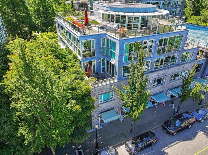 Photo 34 at L302 - 1550 Coal Harbour Quay, Coal Harbour, Vancouver West