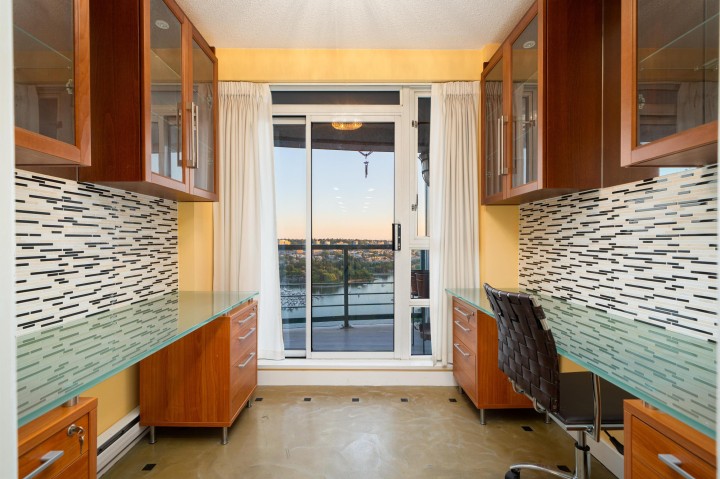 Photo 16 at 3903 - 1033 Marinaside Crescent, Yaletown, Vancouver West