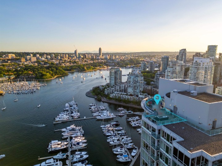 Photo 1 at 3903 - 1033 Marinaside Crescent, Yaletown, Vancouver West