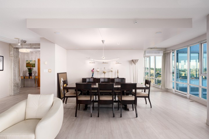 Photo 9 at 3903 - 1033 Marinaside Crescent, Yaletown, Vancouver West