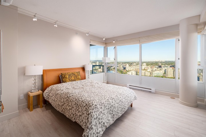 Photo 14 at 3903 - 1033 Marinaside Crescent, Yaletown, Vancouver West