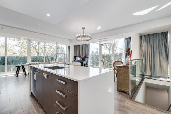 Photo 10 at 107 - 5688 Willow Street, Cambie, Vancouver West