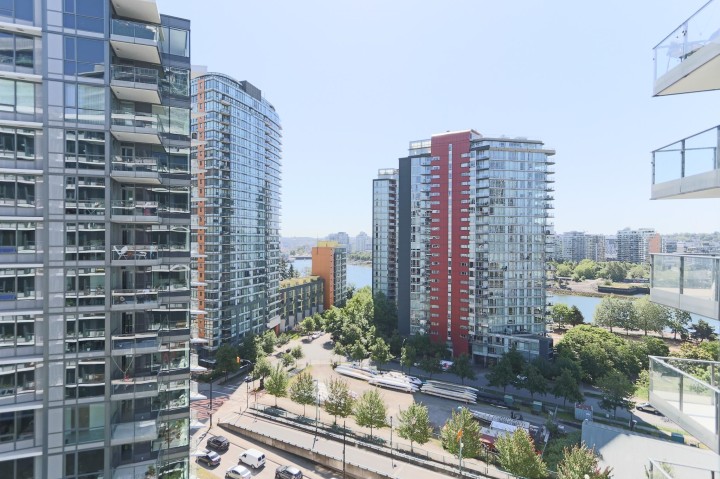 Photo 20 at 1507 - 68 Smithe Street, Downtown VW, Vancouver West