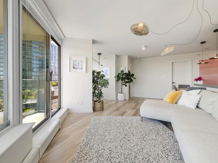 Photo 13 at 1002 - 58 Keefer Place, Downtown VW, Vancouver West