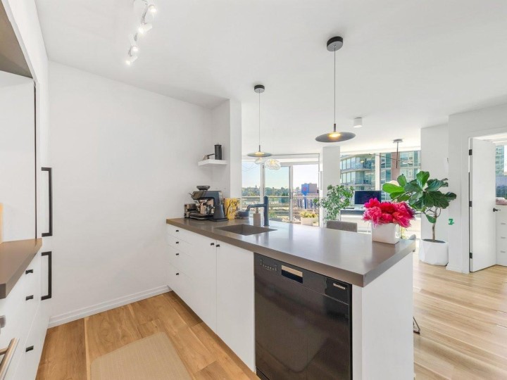 Photo 21 at 1002 - 58 Keefer Place, Downtown VW, Vancouver West