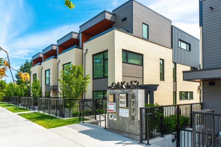 Photo 1 at 12 - 6778 Oak Street, South Cambie, Vancouver West