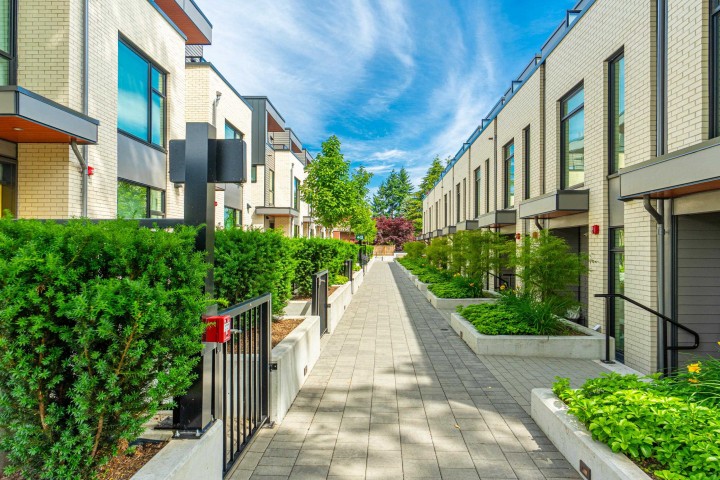 Photo 5 at 12 - 6778 Oak Street, South Cambie, Vancouver West