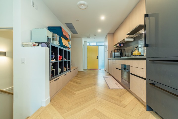 Photo 9 at 12 - 6778 Oak Street, South Cambie, Vancouver West