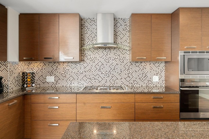 Photo 13 at 501 - 210 W 13th Street, Central Lonsdale, North Vancouver