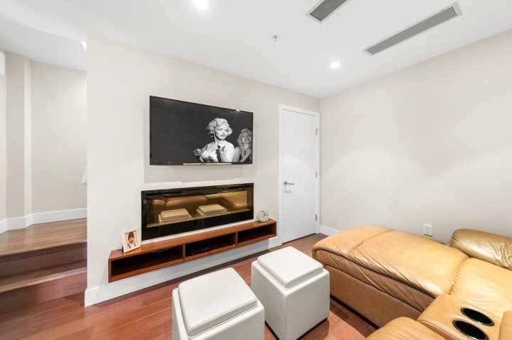 Photo 22 at 501 - 210 W 13th Street, Central Lonsdale, North Vancouver