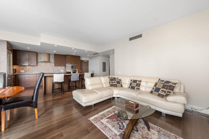 Photo 7 at 501 - 210 W 13th Street, Central Lonsdale, North Vancouver