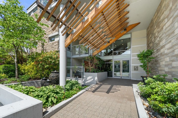 Photo 3 at 501 - 210 W 13th Street, Central Lonsdale, North Vancouver