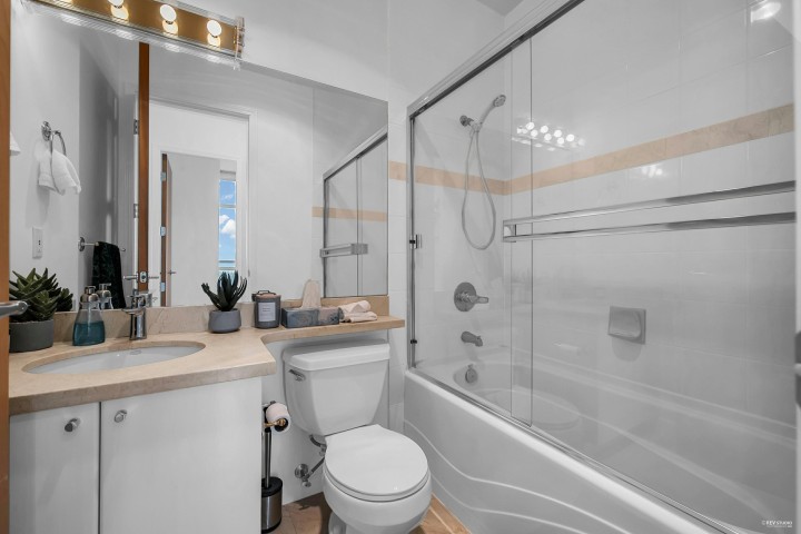 Photo 14 at 3402 - 1239 W Georgia Street, Coal Harbour, Vancouver West