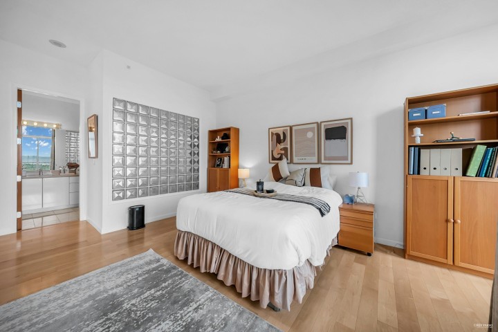 Photo 11 at 3402 - 1239 W Georgia Street, Coal Harbour, Vancouver West