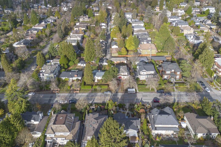 Photo 9 at 2123 W 57th Avenue, S.W. Marine, Vancouver West