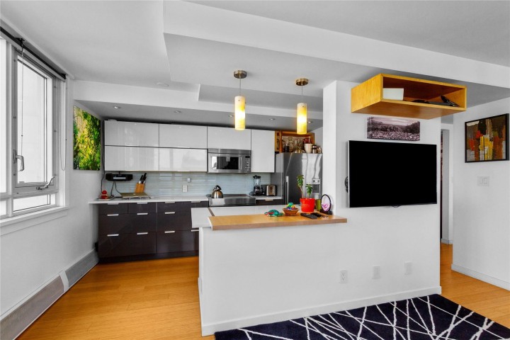 Photo 8 at 1850 Comox Street, West End VW, Vancouver West