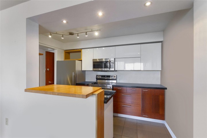 Photo 10 at 1850 Comox Street, West End VW, Vancouver West