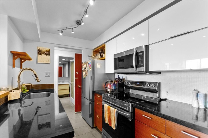 Photo 11 at 1850 Comox Street, West End VW, Vancouver West