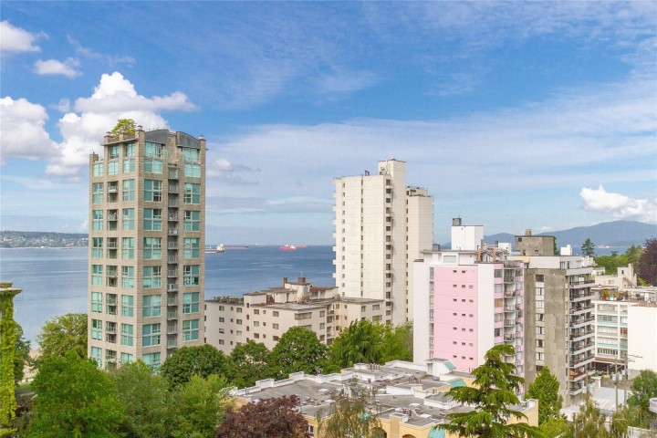 Photo 4 at 1850 Comox Street, West End VW, Vancouver West