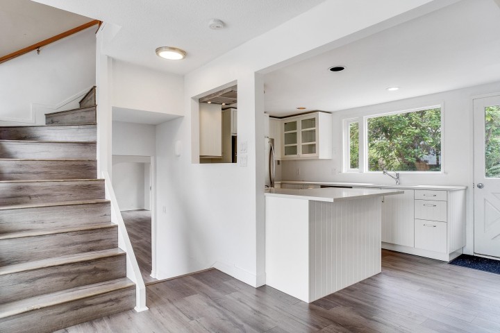 Photo 7 at 4607 Woodgreen Drive, Cypress Park Estates, West Vancouver