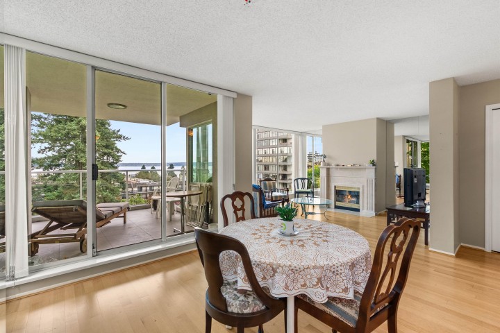 Photo 9 at 501 - 1455 Duchess Avenue, Ambleside, West Vancouver