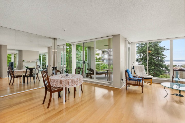 Photo 10 at 501 - 1455 Duchess Avenue, Ambleside, West Vancouver
