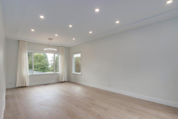 Photo 11 at 181 W Windsor Road, Upper Lonsdale, North Vancouver