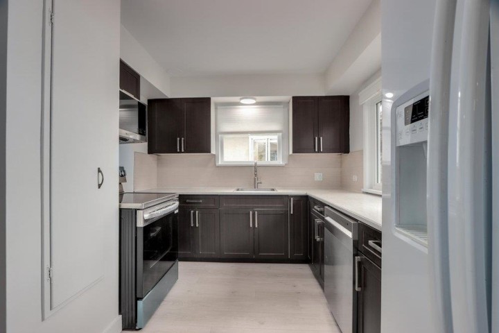 Photo 4 at 181 W Windsor Road, Upper Lonsdale, North Vancouver