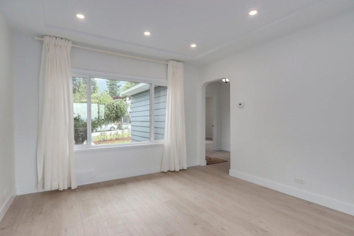 Photo 8 at 181 W Windsor Road, Upper Lonsdale, North Vancouver