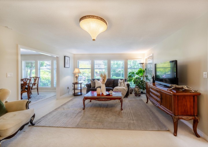 Photo 5 at 3088 W 21st Avenue, Arbutus, Vancouver West