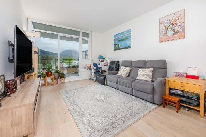 Photo 2 at 510 - 2780 Valley Centre Avenue, Lynn Valley, North Vancouver