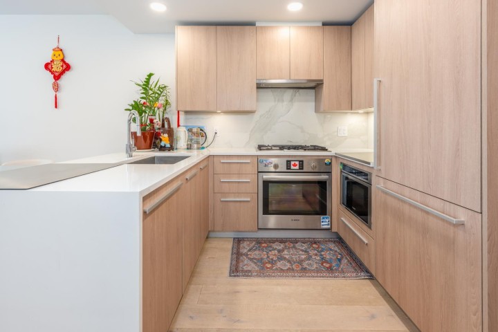 Photo 7 at 510 - 2780 Valley Centre Avenue, Lynn Valley, North Vancouver