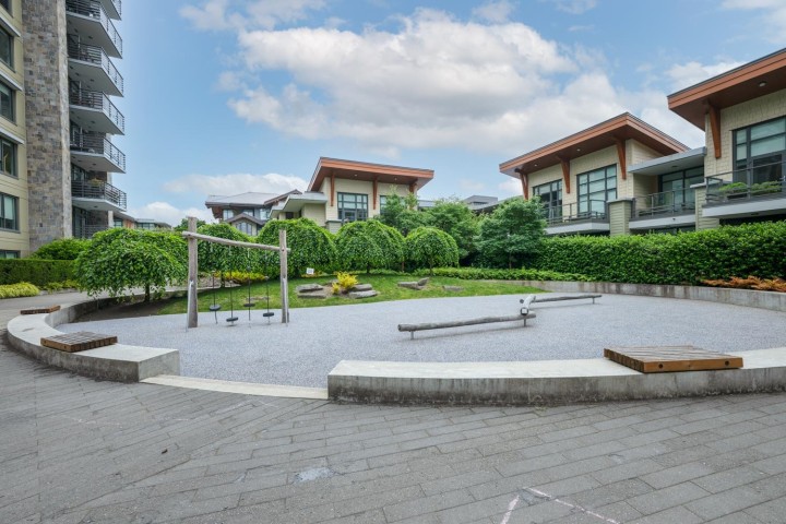 Photo 18 at 510 - 2780 Valley Centre Avenue, Lynn Valley, North Vancouver